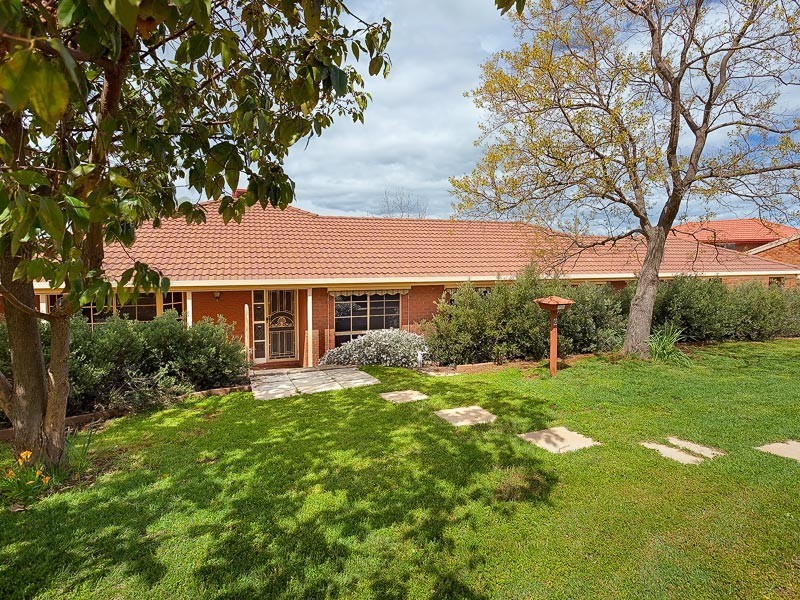 6 Selwyn Court, Thurgoona NSW 2640