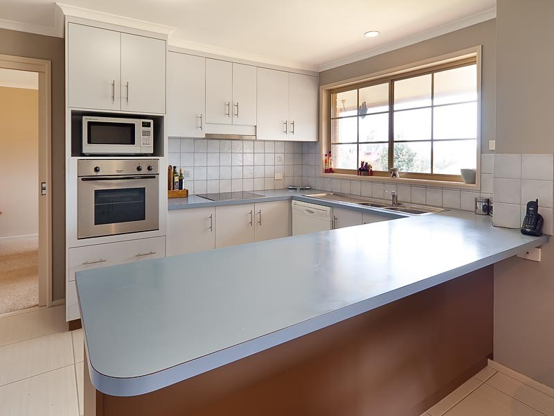 6 Selwyn Court, Thurgoona NSW 2640