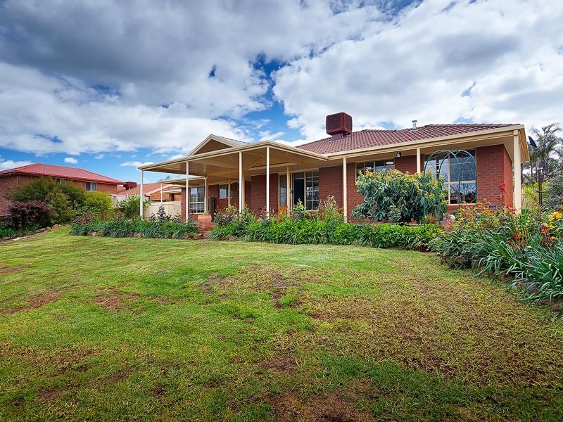 6 Selwyn Court, Thurgoona NSW 2640