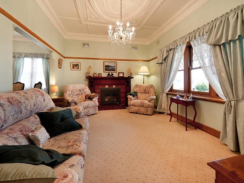 108 Hovell Street, Howlong NSW 2643