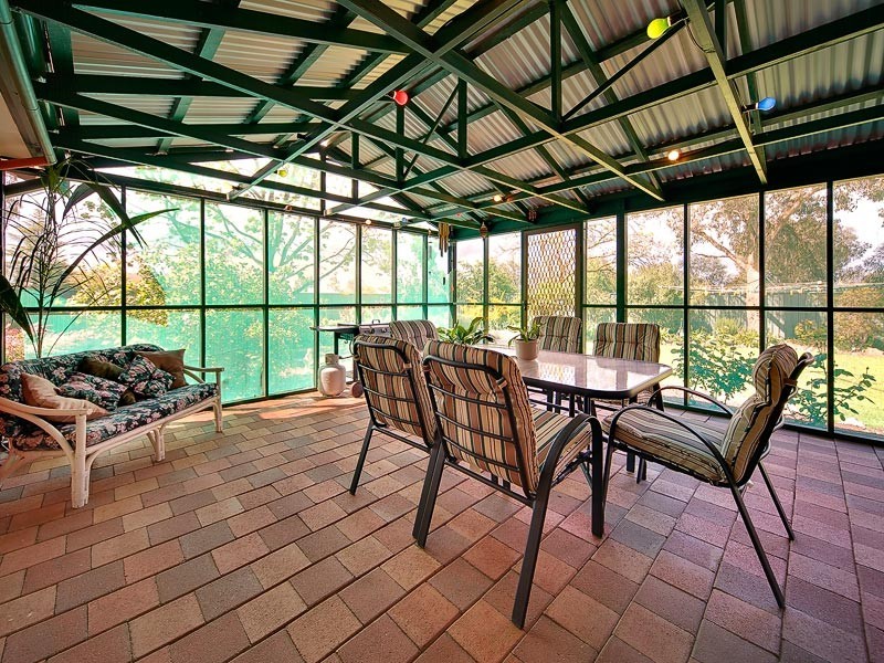 108 Hovell Street, Howlong NSW 2643