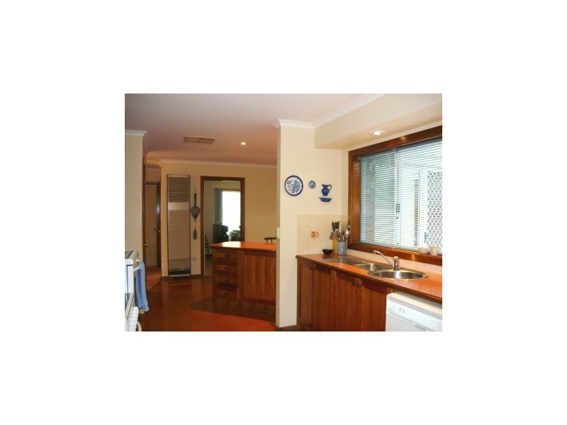 10 Harvey Court, Albury NSW 2640