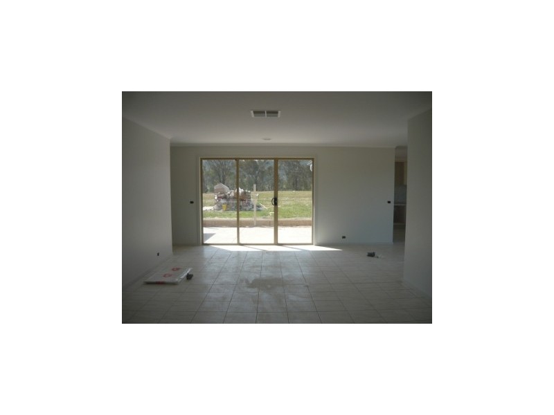 49  Carstens Street, Lavington NSW 2641