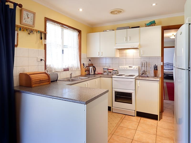 102 Hoddle Street, Howlong NSW 2643