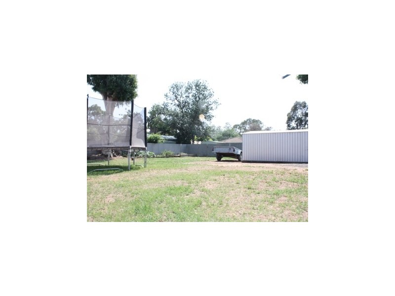98  Hume Street, Corowa NSW 2646