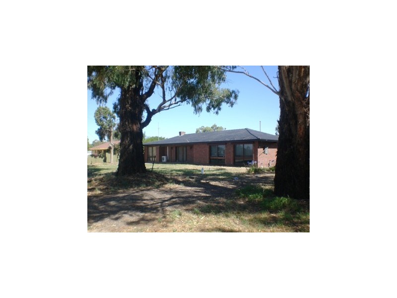 112 Jude Street, Howlong NSW 2643