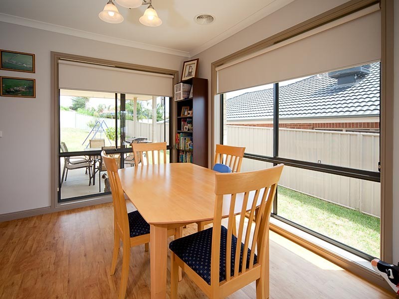 21 Mountain Way, Lavington NSW 2641