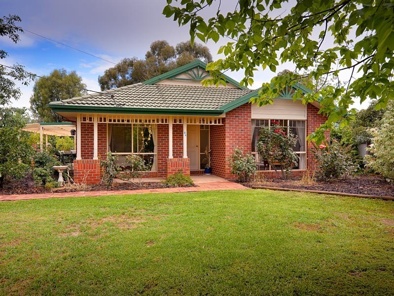 94 Hoddle Street, Howlong NSW 2643