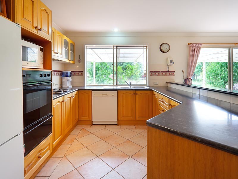 94 Hoddle Street, Howlong NSW 2643