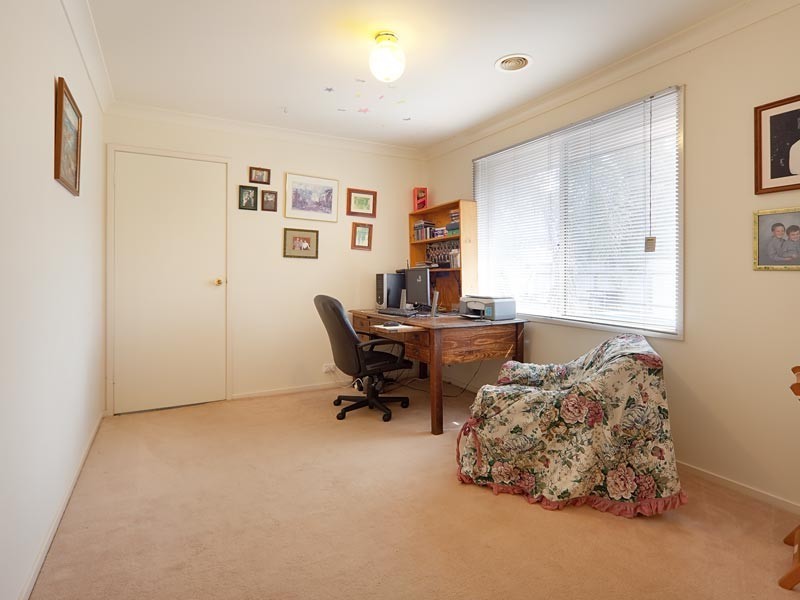 94 Hoddle Street, Howlong NSW 2643