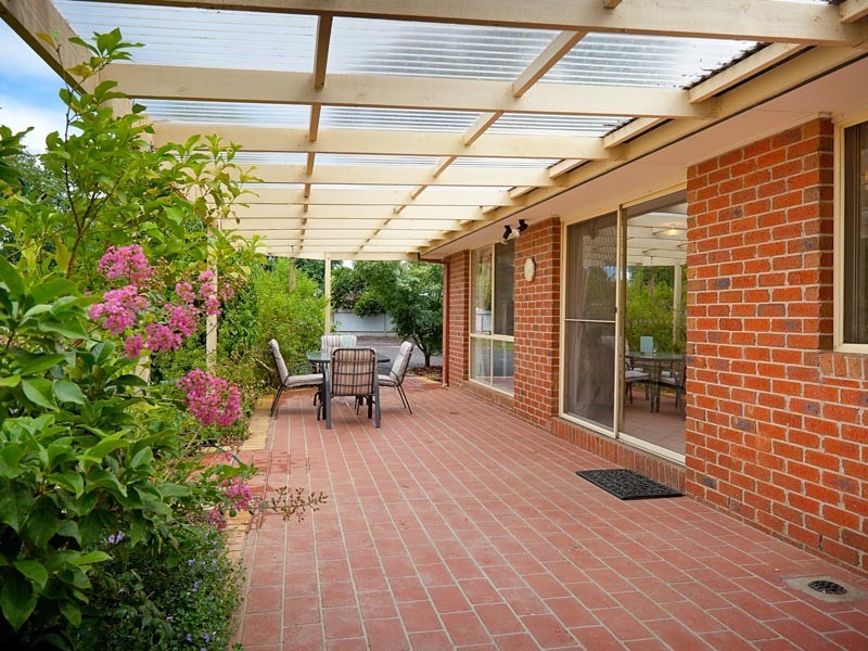94 Hoddle Street, Howlong NSW 2643