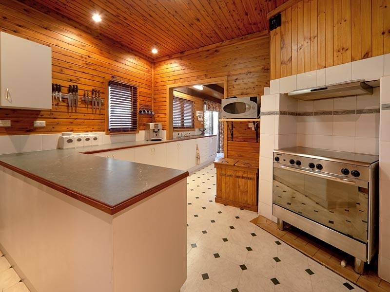 496 Alldis Avenue, Lavington NSW 2641