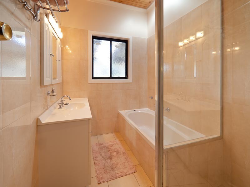 496 Alldis Avenue, Lavington NSW 2641