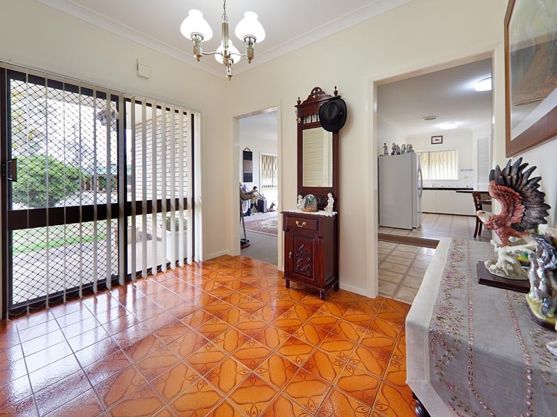 523 Kemp Street, Lavington NSW 2641