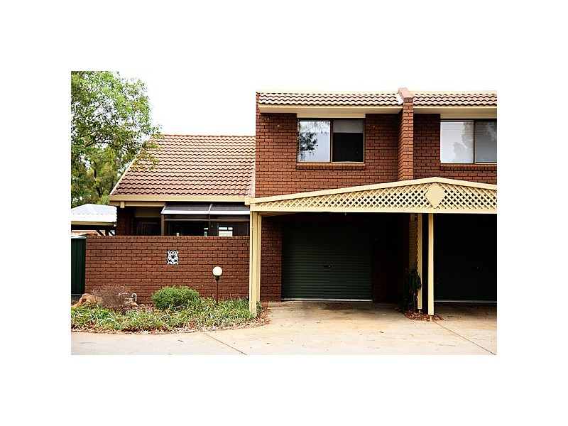 4/183  Baranbale Way, Lavington NSW 2641