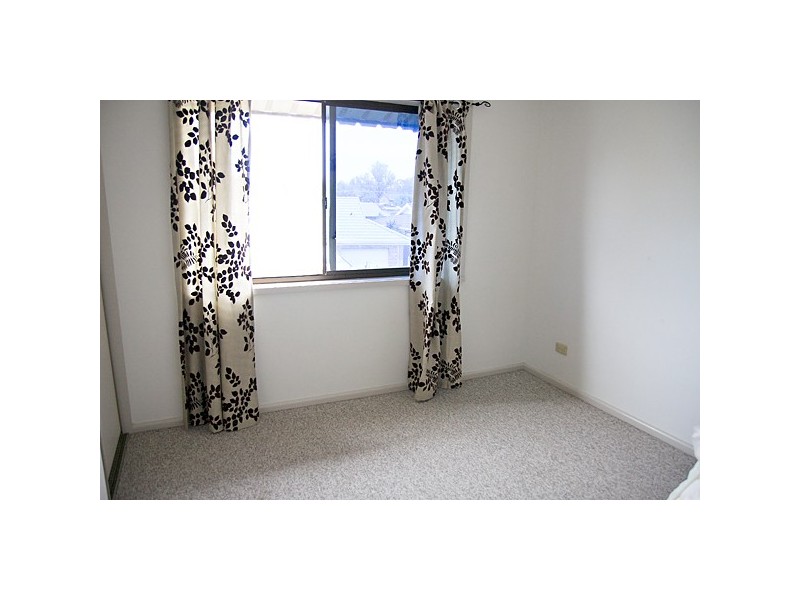 4/183  Baranbale Way, Lavington NSW 2641