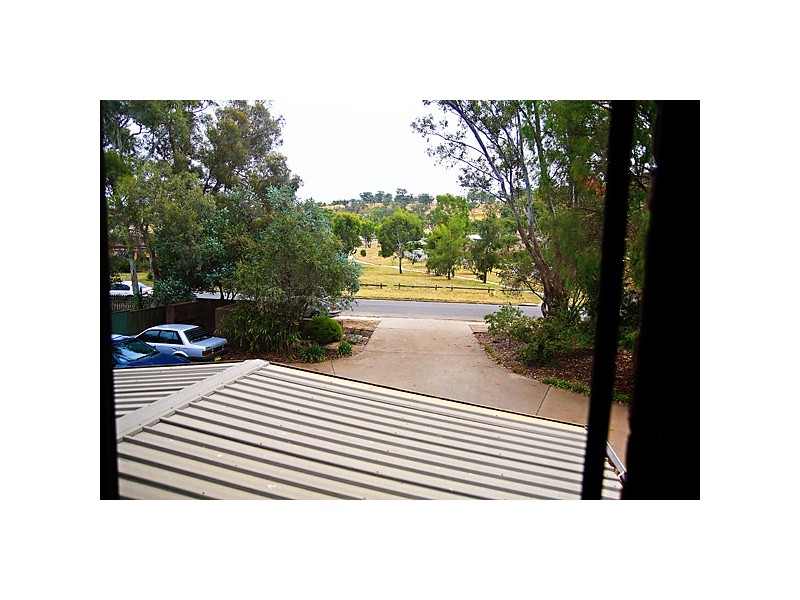 4/183  Baranbale Way, Lavington NSW 2641
