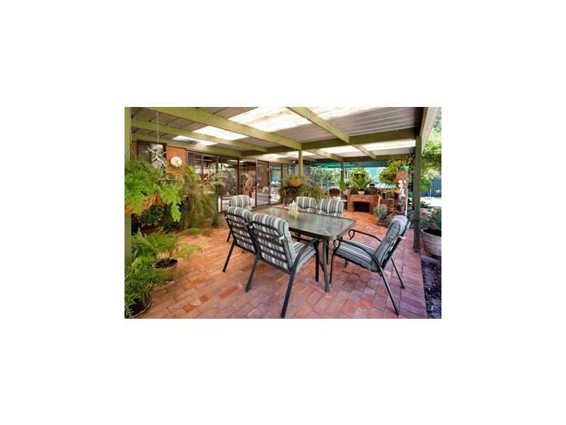 126 Bank Street, Howlong NSW 2643