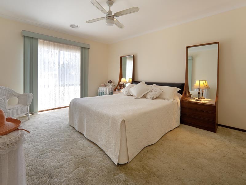 126 Bank Street, Howlong NSW 2643