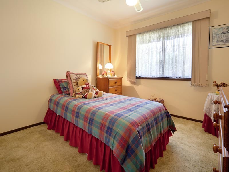 126 Bank Street, Howlong NSW 2643