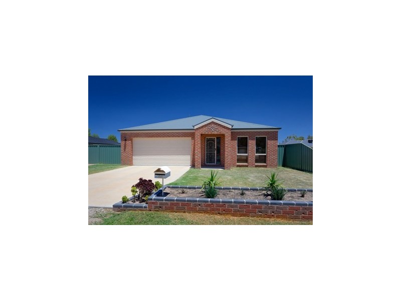 158 Kennedy Street, Howlong NSW 2643