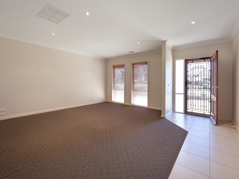 158 Kennedy Street, Howlong NSW 2643
