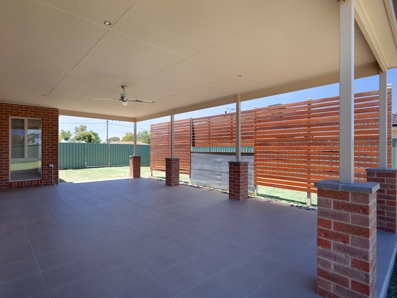 158 Kennedy Street, Howlong NSW 2643