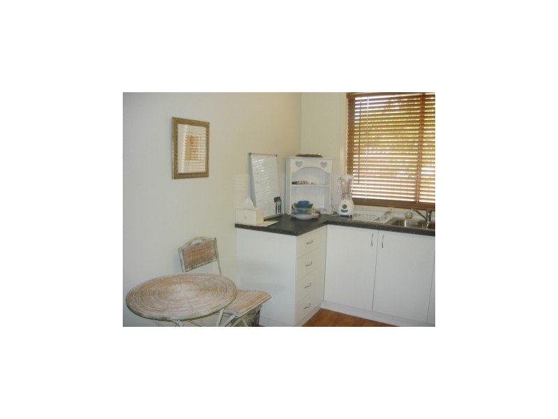 1/388 Kaitlers Road, Lavington NSW 2641
