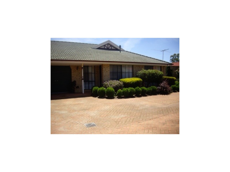 6/10 Tristan Court, Lavington NSW 2641