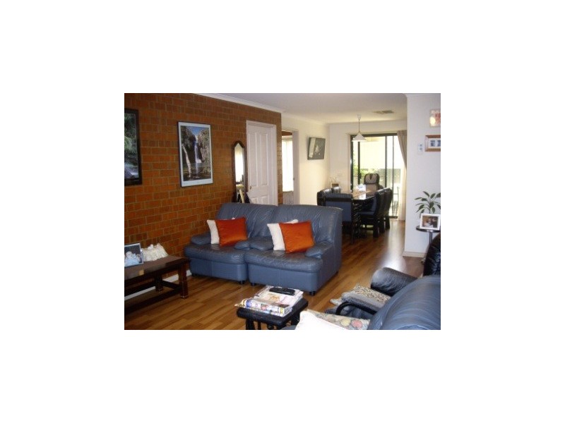 6/10 Tristan Court, Lavington NSW 2641
