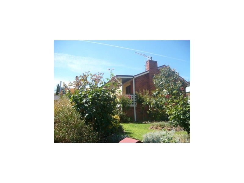 834 Watson Street, Albury NSW 2640