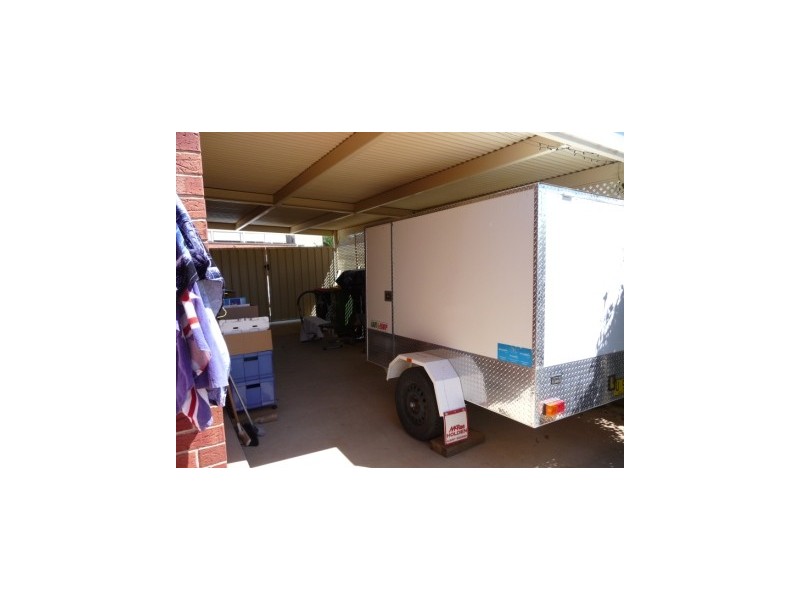 64 Mountain View Drive, Lavington NSW 2641