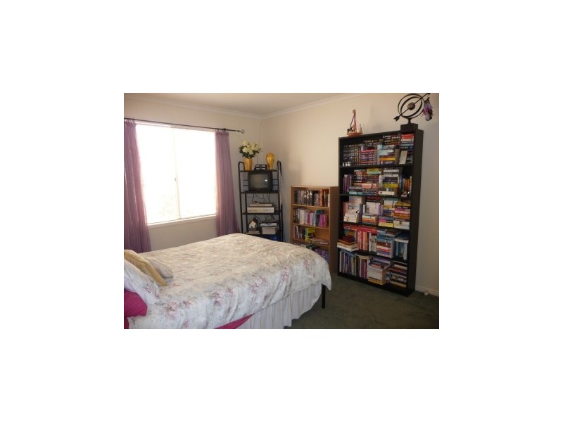 64 Mountain View Drive, Lavington NSW 2641