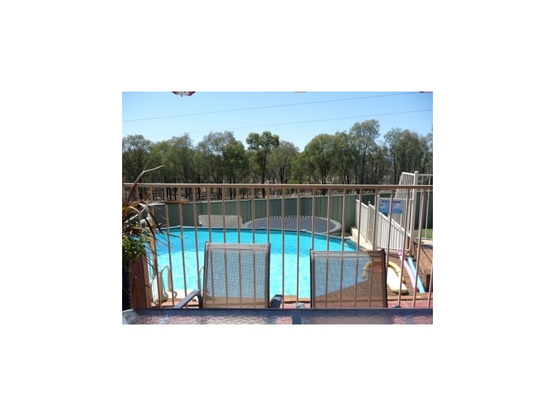 64 Mountain View Drive, Lavington NSW 2641