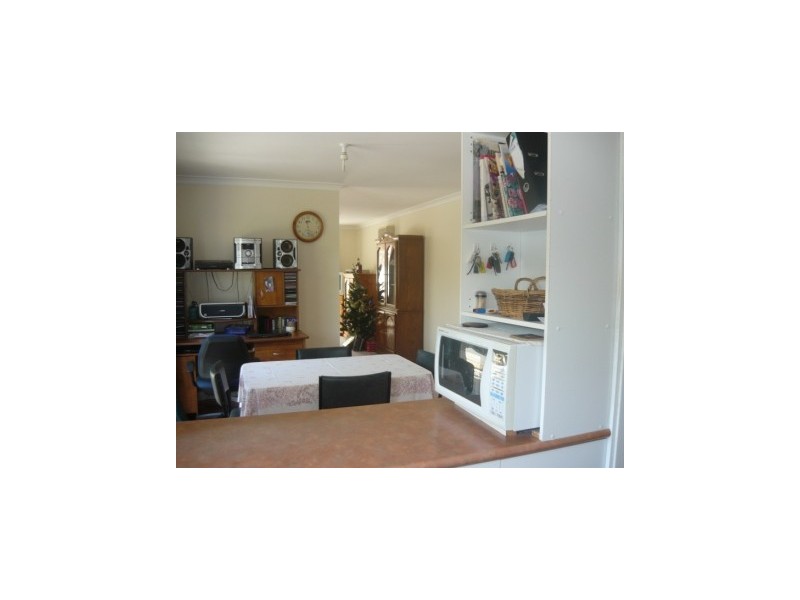 76 Gibson Street, Jindera NSW 2642