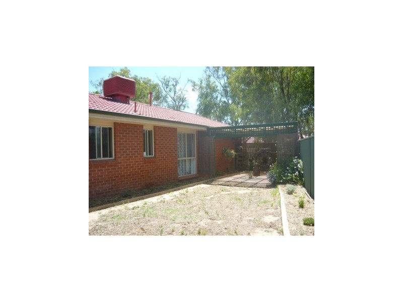 76 Gibson Street, Jindera NSW 2642
