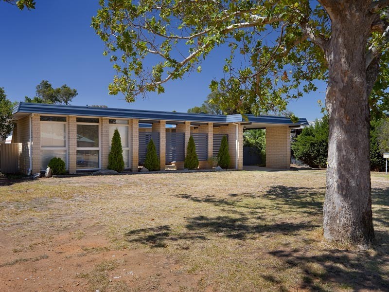 67 Pell Street, Howlong NSW 2643