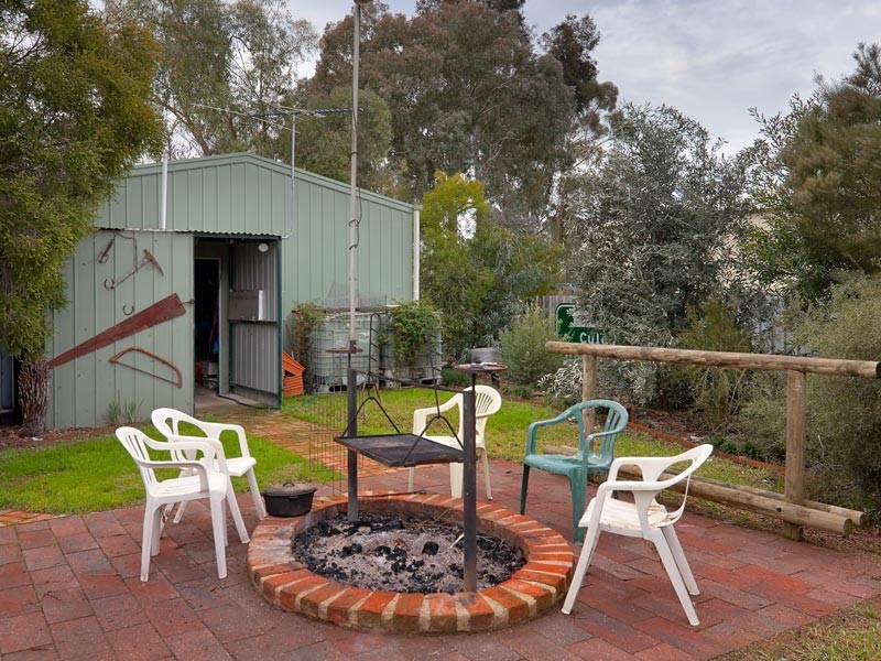 156 Victoria Street, Howlong NSW 2643