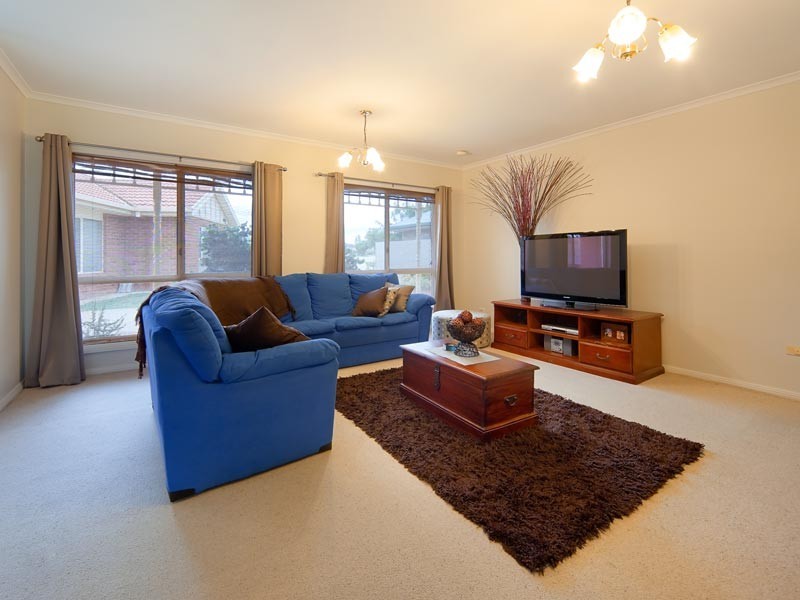 2/416 Tumgarra Place, Lavington NSW 2641