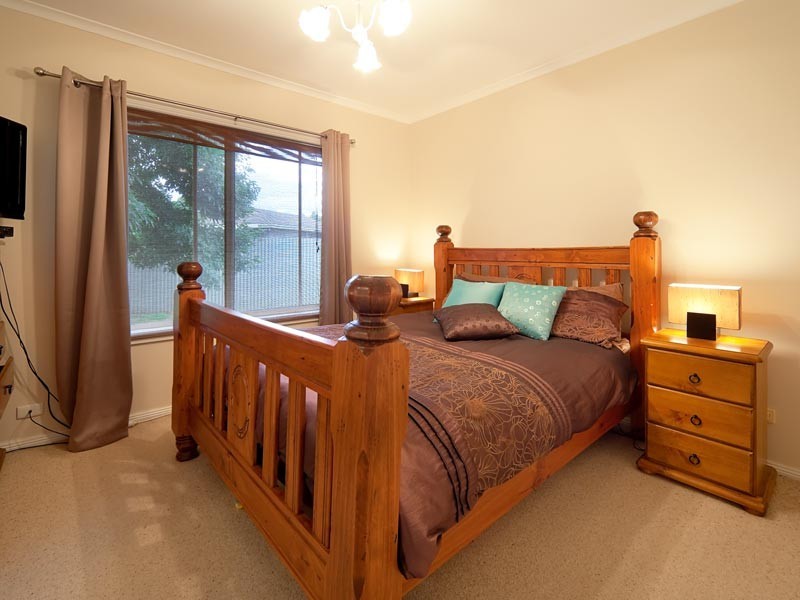 2/416 Tumgarra Place, Lavington NSW 2641