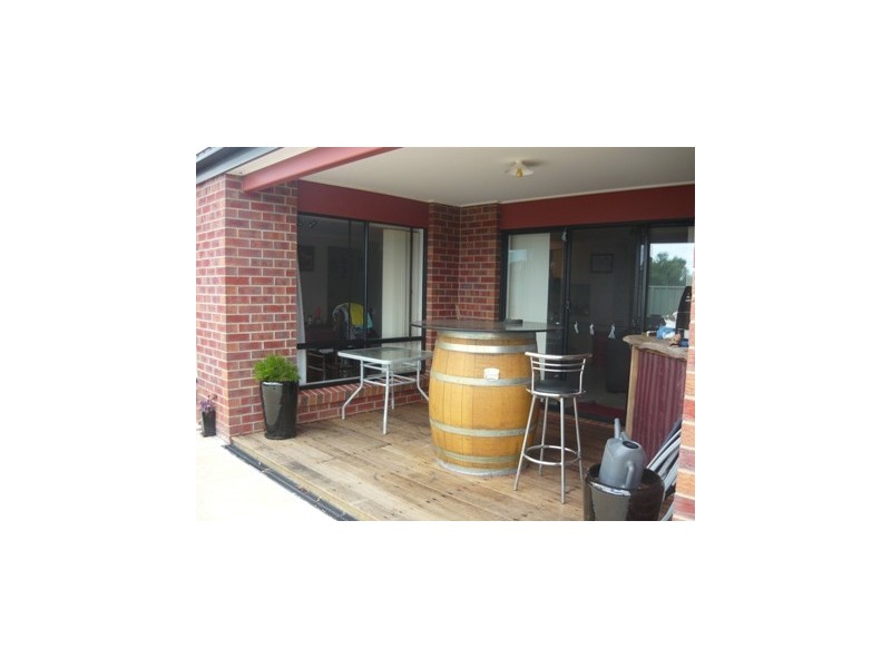 173 Kennedy Street, Howlong NSW 2643