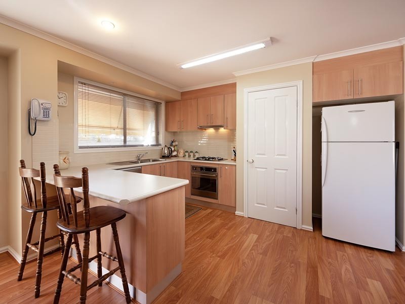 74 Jude Street, Howlong NSW 2643