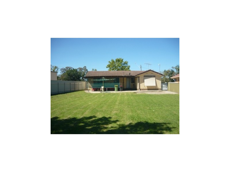 437 Urana Road, Lavington NSW 2641