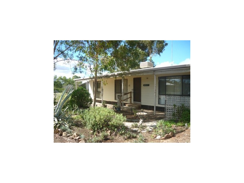 7 Kooyong Street, Rand NSW 2642