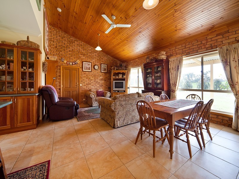 243 Fielder Moll Road “Airlie”, Gerogery NSW 2642