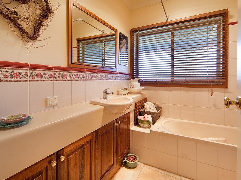 243 Fielder Moll Road “Airlie”, Gerogery NSW 2642