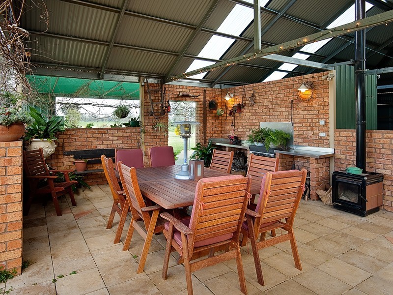 243 Fielder Moll Road “Airlie”, Gerogery NSW 2642