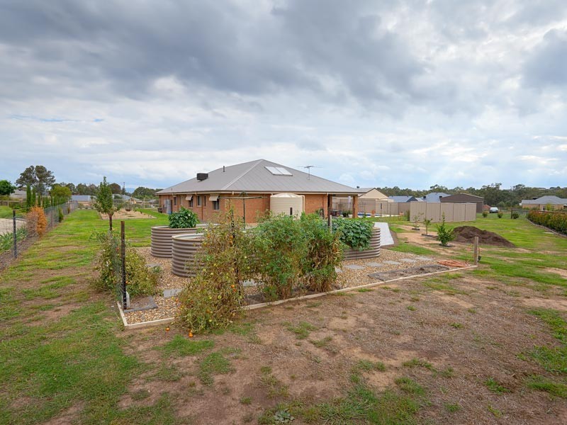22 Vaughan Road, Thurgoona NSW 2640