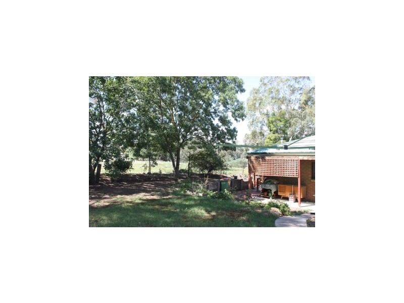 61 Thomas Avenue, Corowa NSW 2646