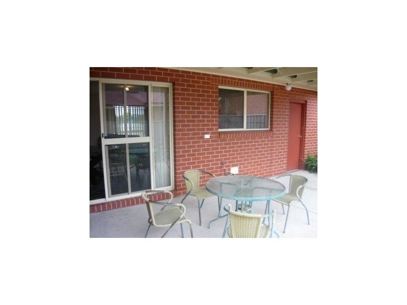 1/543 Ashford Street, Lavington NSW 2641